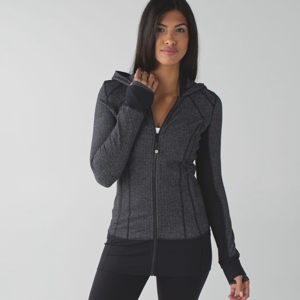 Lululemon Daily Practice Jacket
Heathered Herringbone Heathered Black - Picture 11 of 12